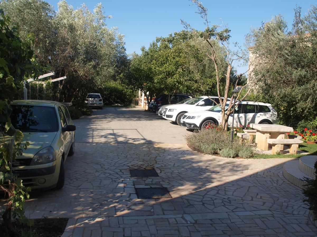 Apartments Paloma Blanca Medulin Exterior photo